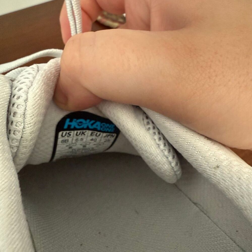 Hoka Bondi 9 Women’s White Running Shoes Sneakers - Picture 6 of 7